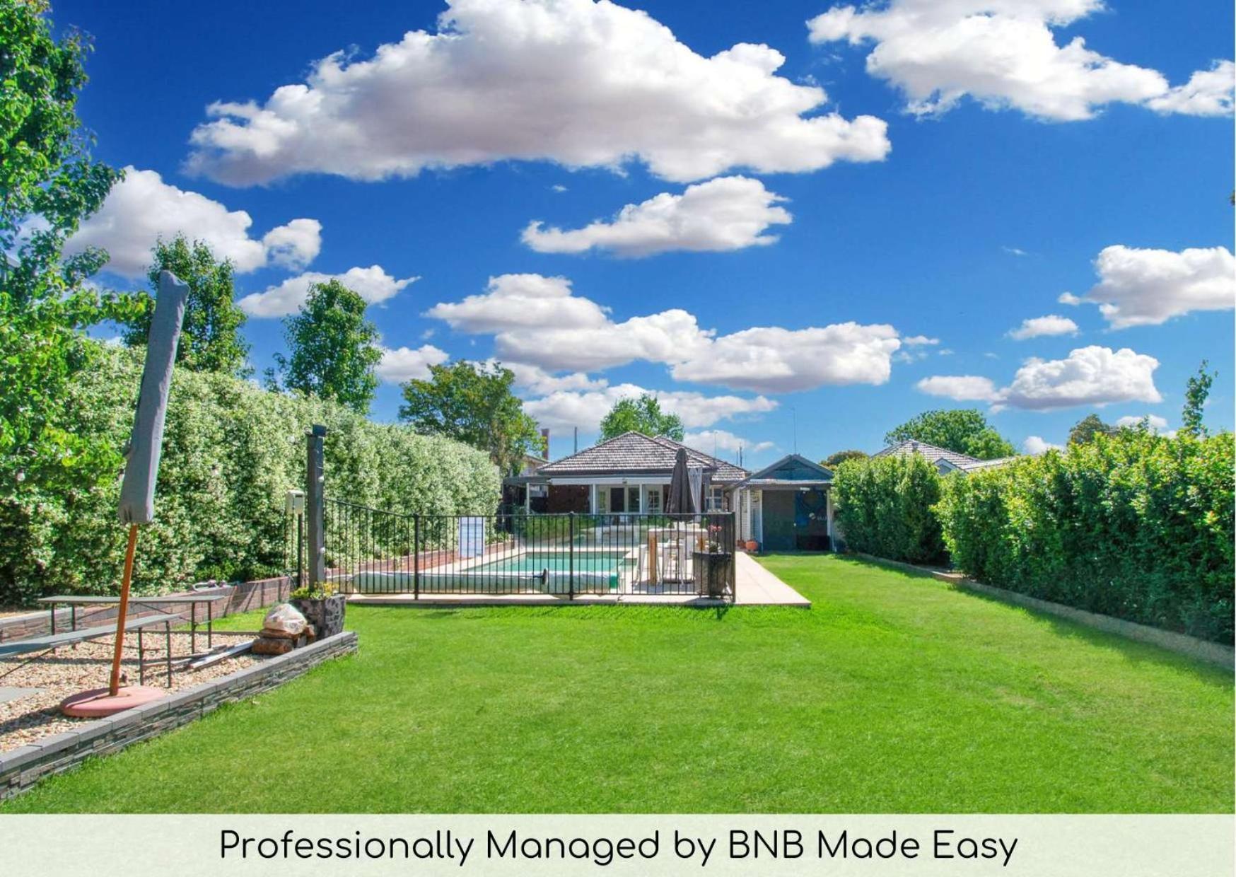 The Macleay - Poolside Entertainer, Pet Friendly Villa Wagga Wagga Buitenkant foto